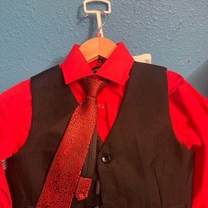 Boys 6 Vest, Shirt, Pants & Tie Set